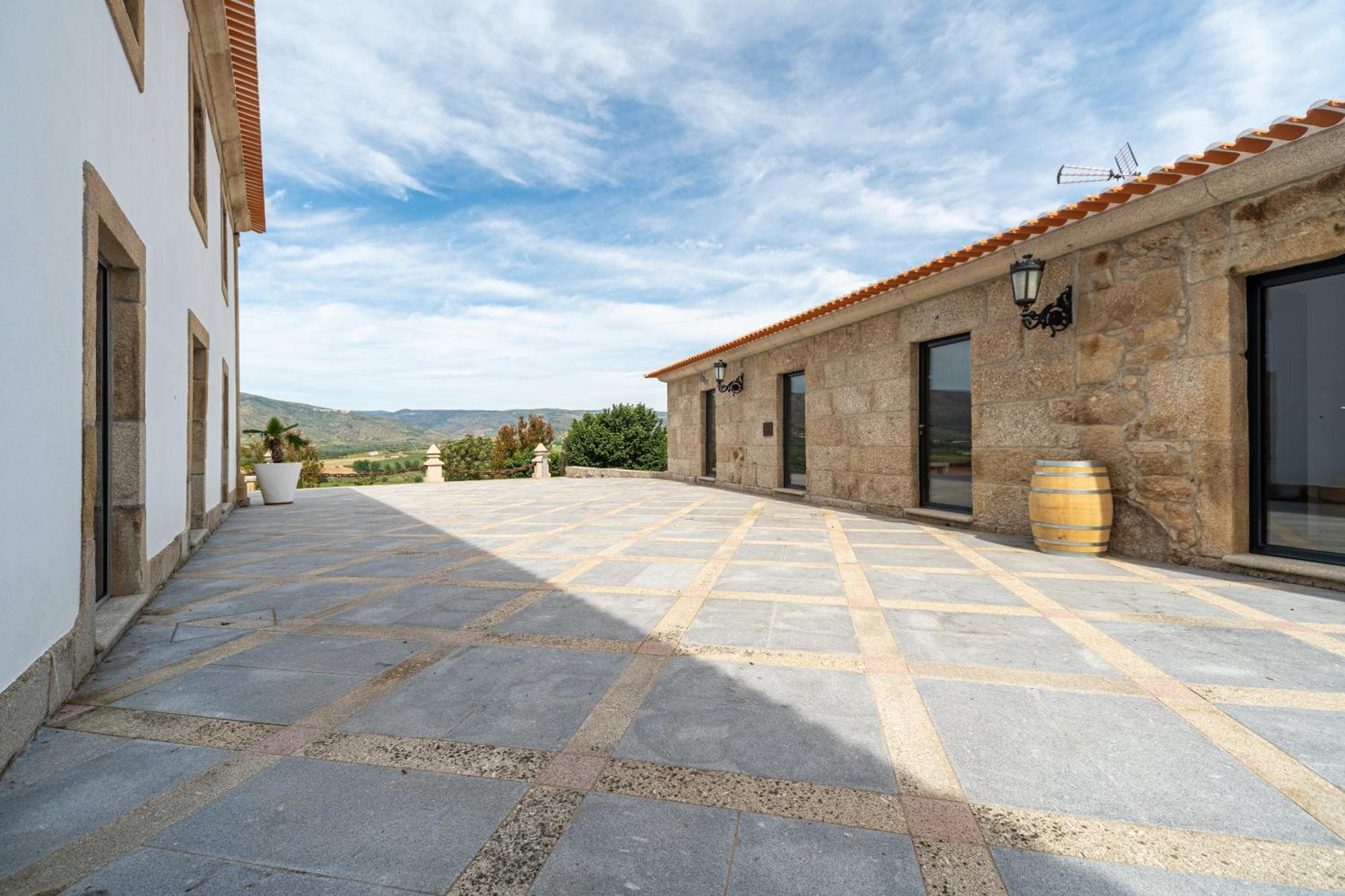 Quinta Da Terrincha Guest House Torre De Moncorvo Exterior photo