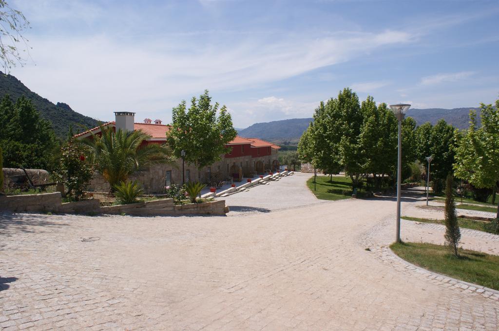 Quinta Da Terrincha Guest House Torre De Moncorvo Exterior photo